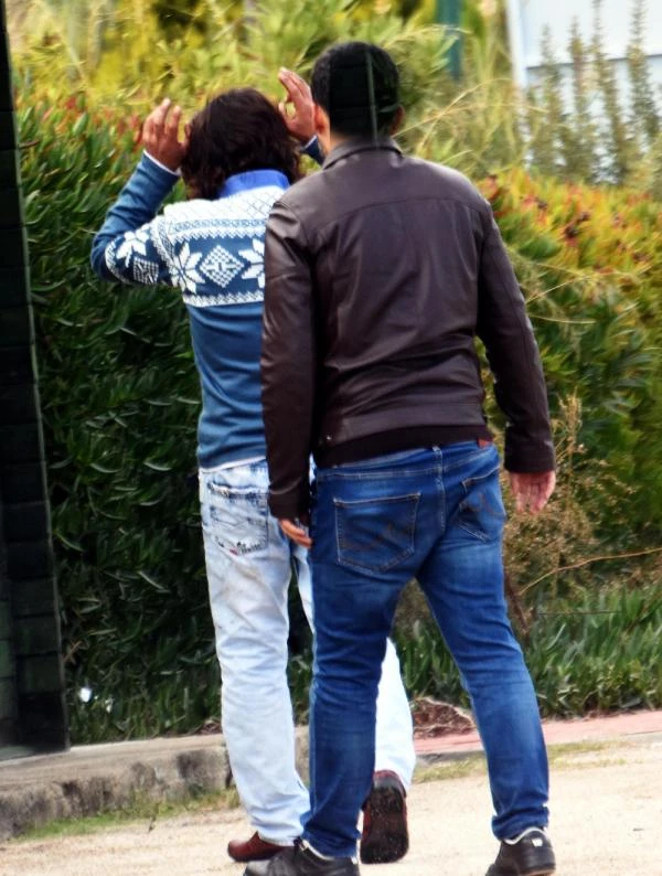 Sığınmacıları taşıyacak tekneyi denerken yakalandılar