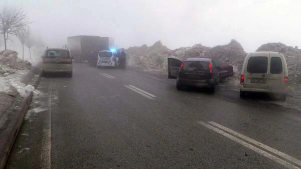 Konya’da 32 araç birbirine girdi