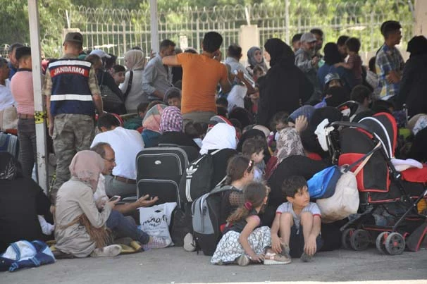 Cilvegözü Sınır Kapısı'nda bayram trafiği