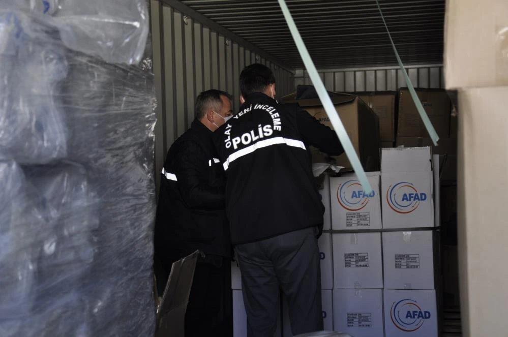 AFAD’ın yaşam malzemelerine göz diktiler