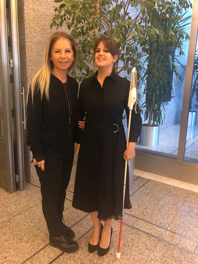 Görmeyen gözlere ışık oldu