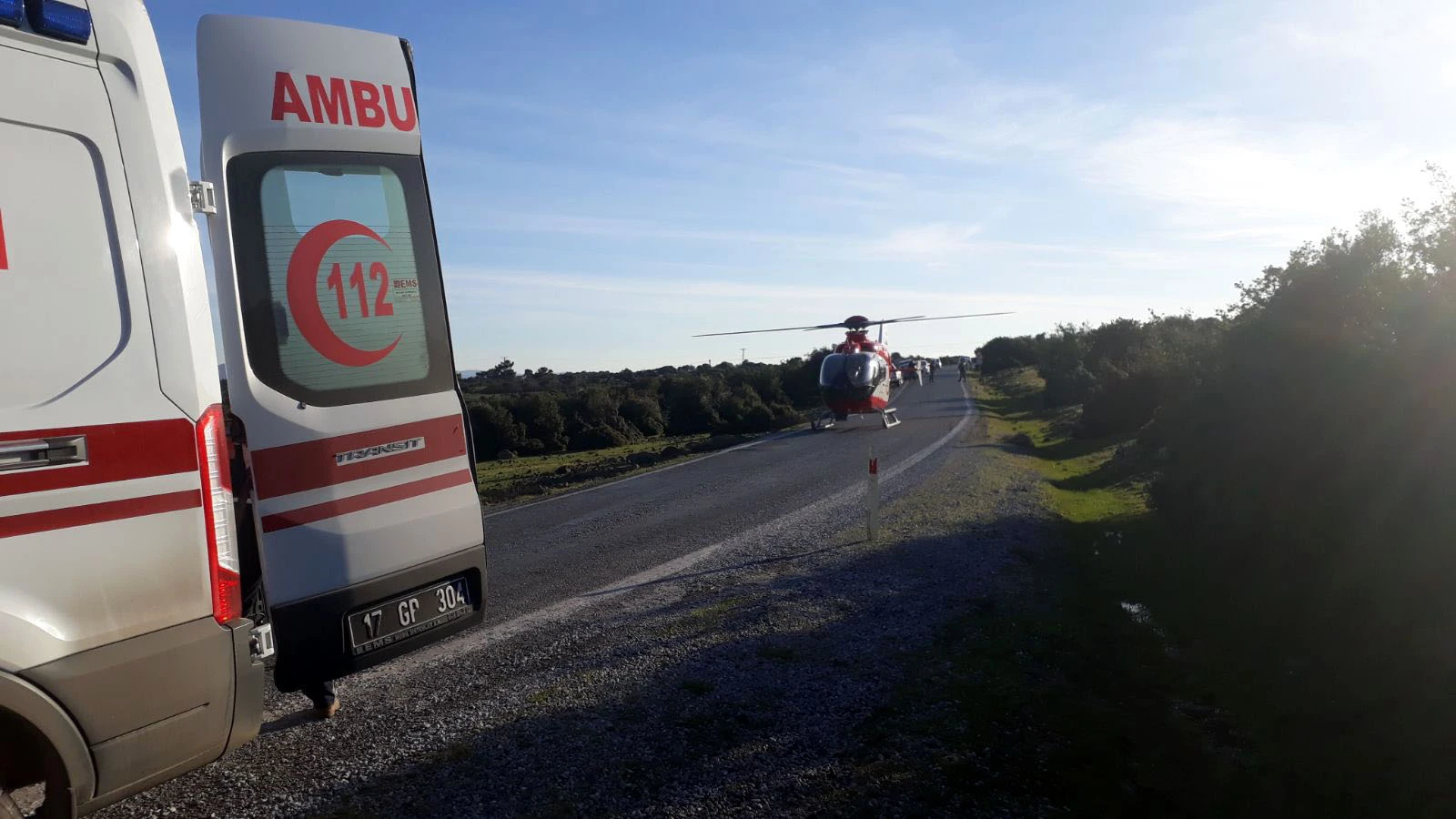 Çanakkale Ayvacık'ta trafik kazası: 1 ölü, 9 yaralı