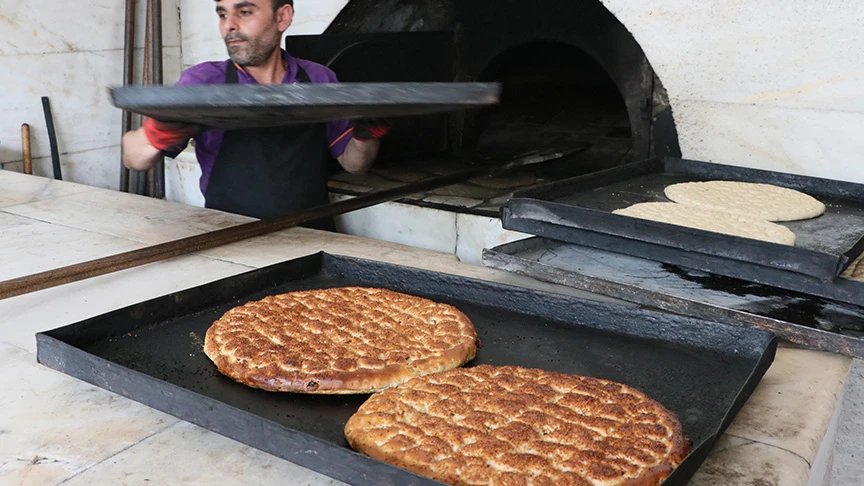 Tokat çöreği iftar ve sahur sofralarını süslüyor