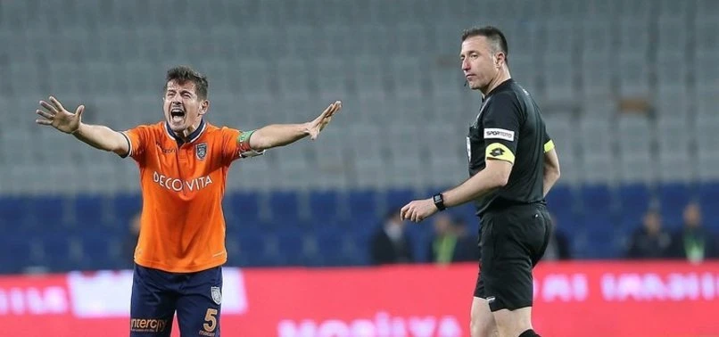 Galatasaray maçı öncesi Başakşehir'e kötü haber