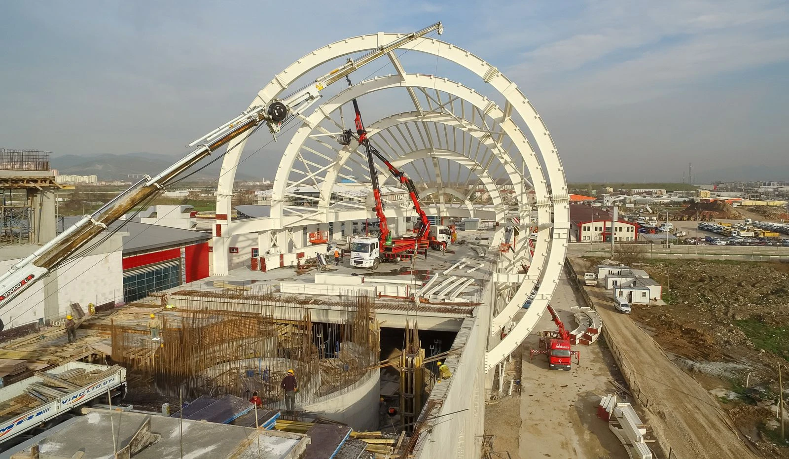 'Gökmen Uzay Havacılık ve Eğitim Merkezi'nin yarısı tamamlandı