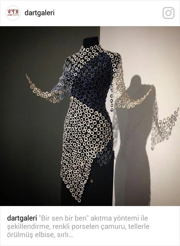 Bu elbiselerin her birinin ayrı bir hikayesi var