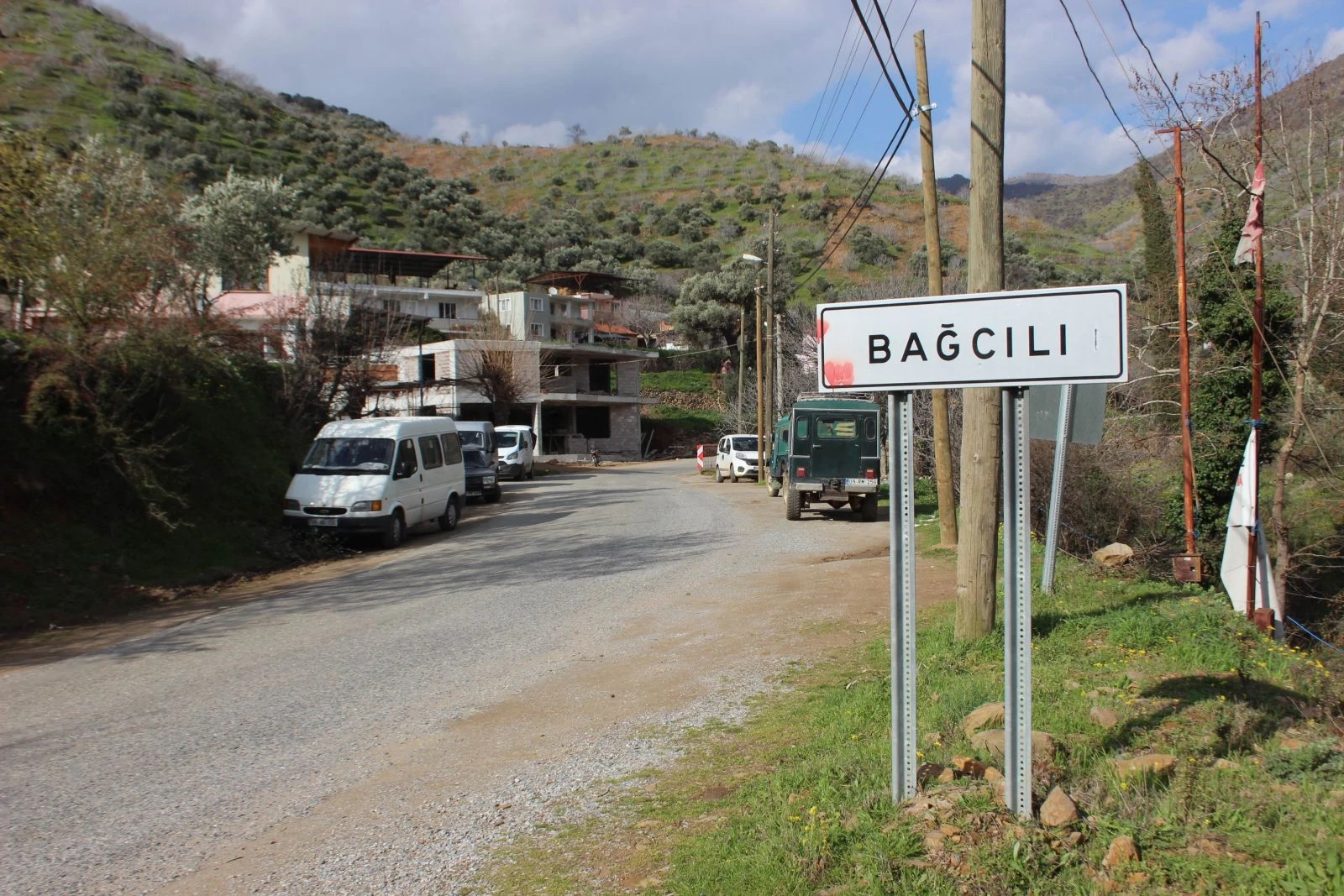 Aydın’da kuduz vaşak alarmı, iki kişi hastaneye kaldırıldı