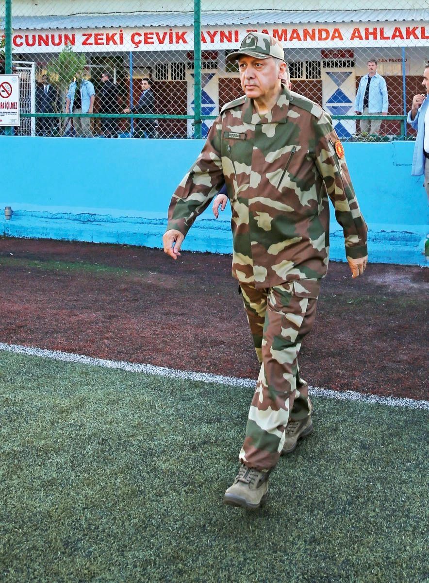 Cumhurbaşkanı Erdoğan'ın kamuflaj giymesi ABD ve Yunanistan'ı korkuttu