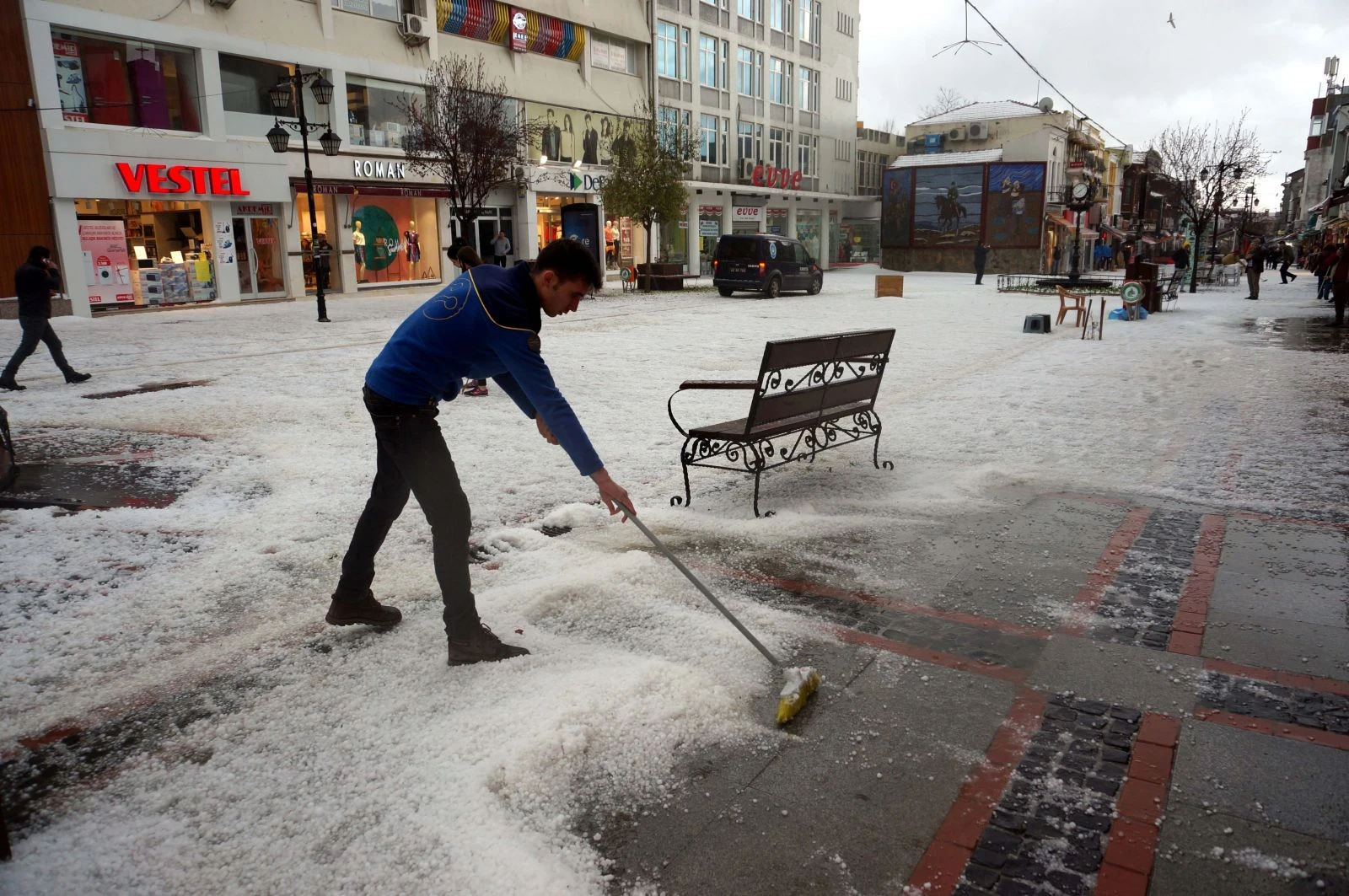 Edirne'de dolu yağışı etkili oldu