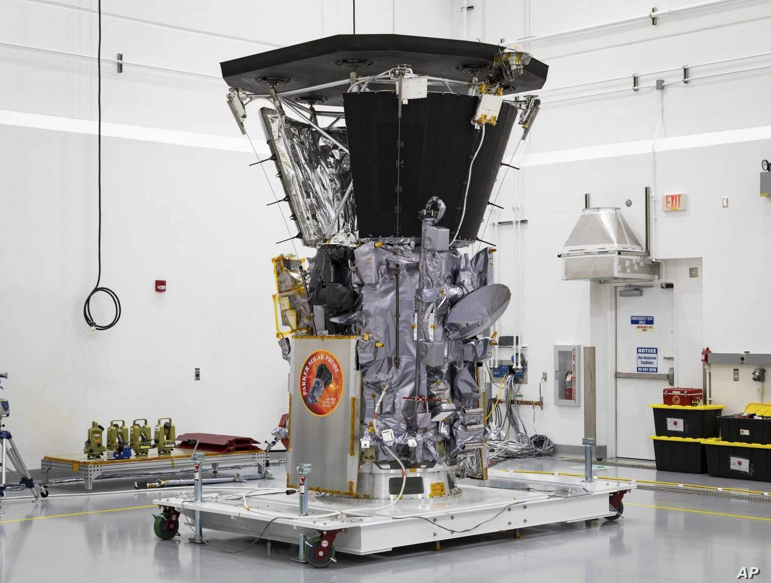 NASA'nın keşif aracı "Parker Solar Probe" hız rekoru kırdı