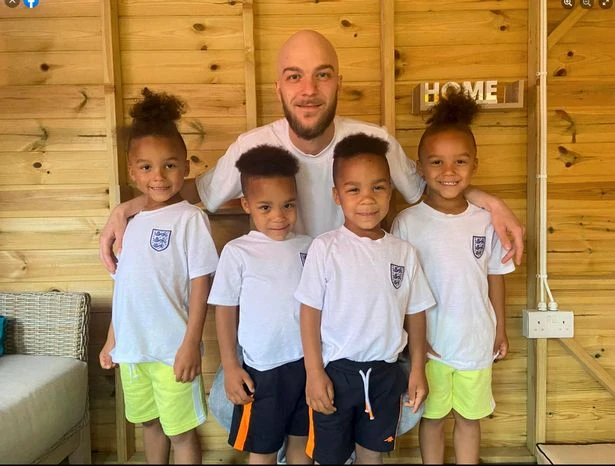 İngiltere gözyaşlarına boğuldu! Çift ikizler yangında hayatını kaybetti