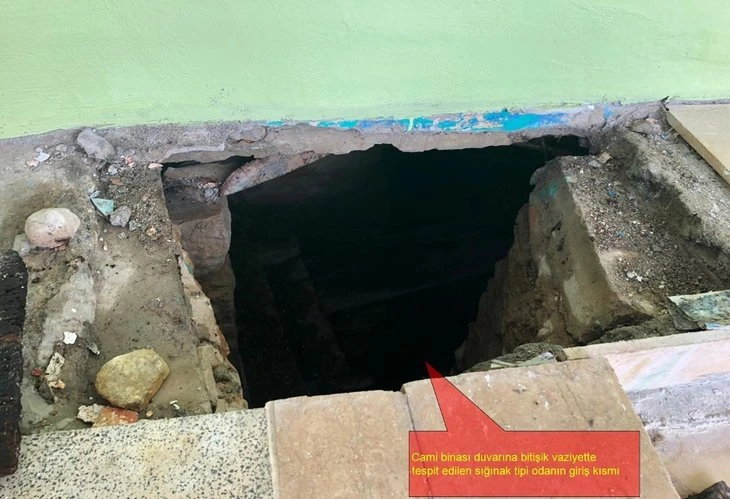PKK'lı hainler caminin altına sığınak yapmışlar!