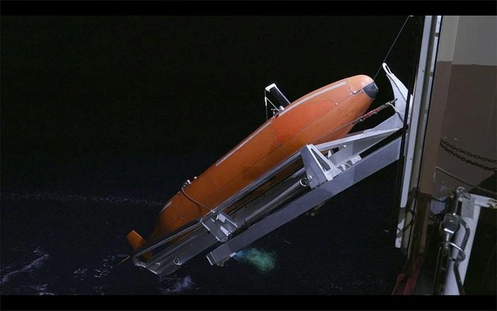 Birinci Dünya Savaşı'nda kaybolan denizaltı bulundu .