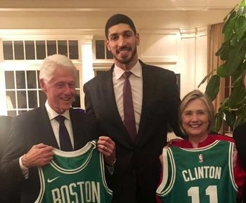 Hillary Clinton'dan, FETÖ'cü Enes Kanter'e yakın ilgi! Yemeğe davet etti