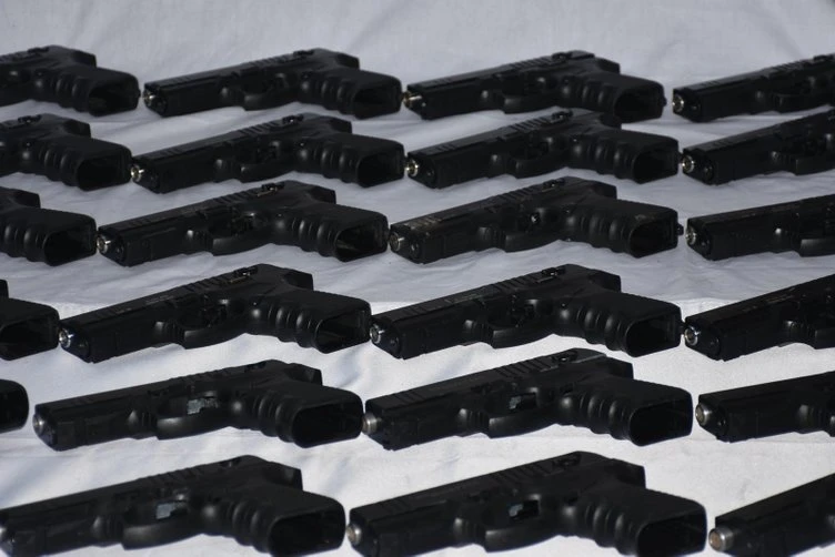 Kaçak silah fabrikasına helikopterli operasyon