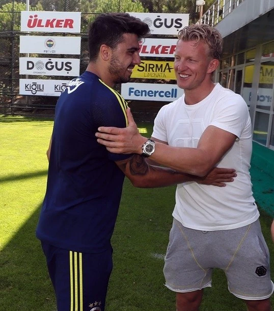 Kuyt ve Meireles'ten Fenerbahçe'ye ziyaret