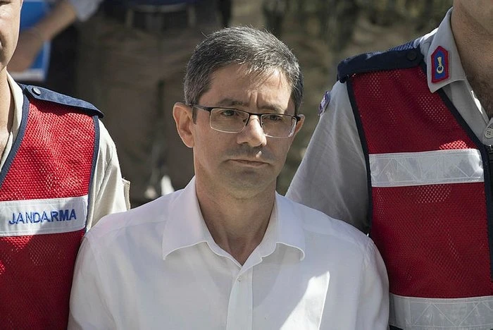 'Mahrem imam'dan ezber bozan itiraf! Adil Öksüz, TSK imamı çıktı