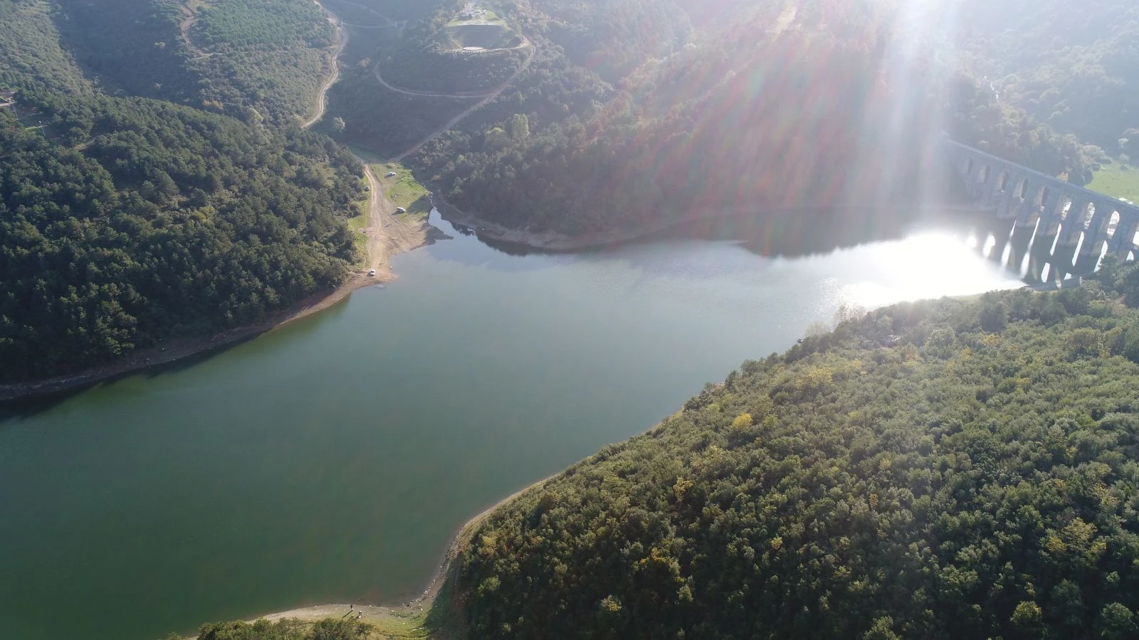 Su seviyesi azalan Alibeyköy Barajı havadan görüntülendi
