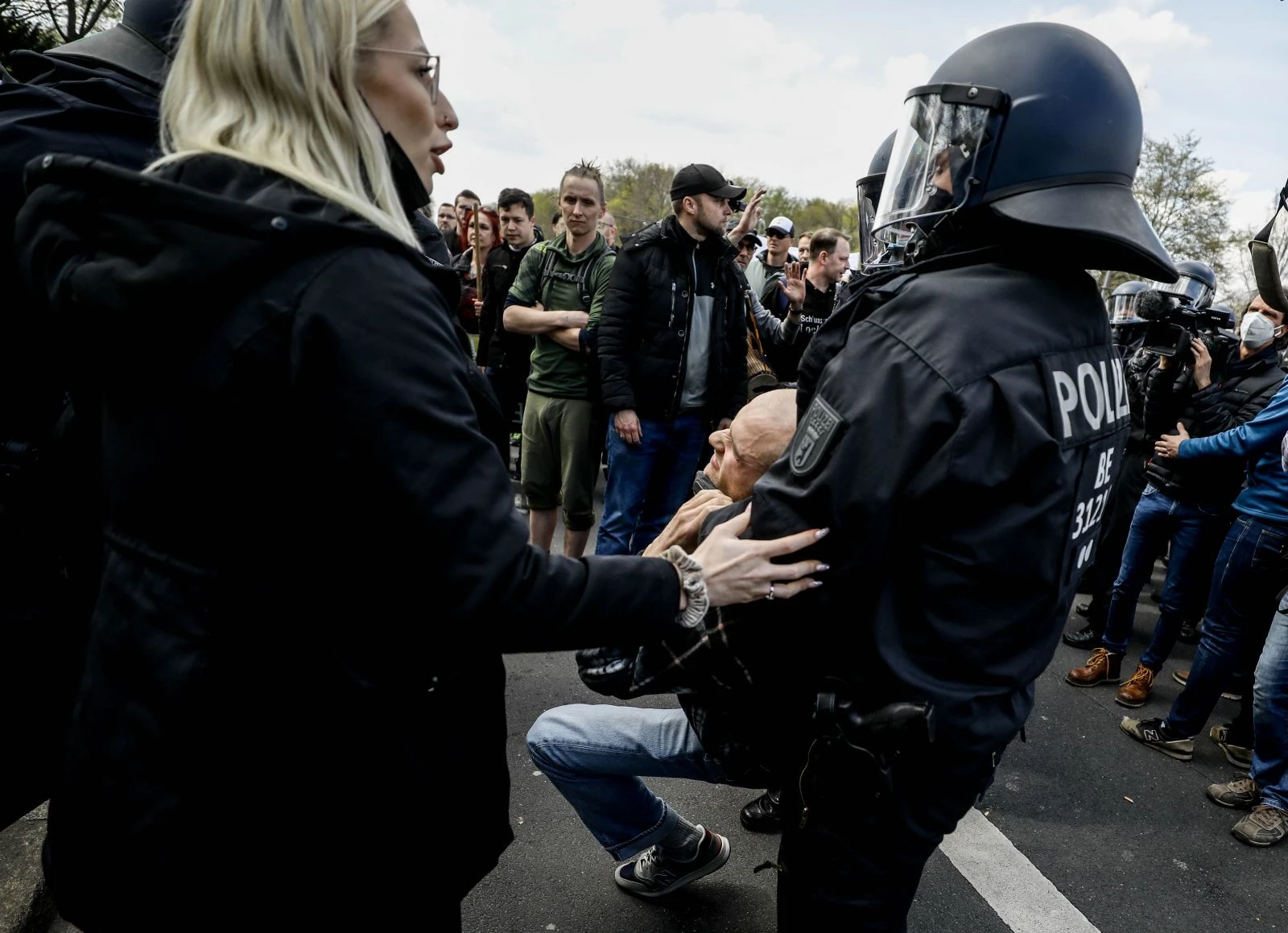 Berlin’de protesto gösterilerinde 150’den fazla gözaltı