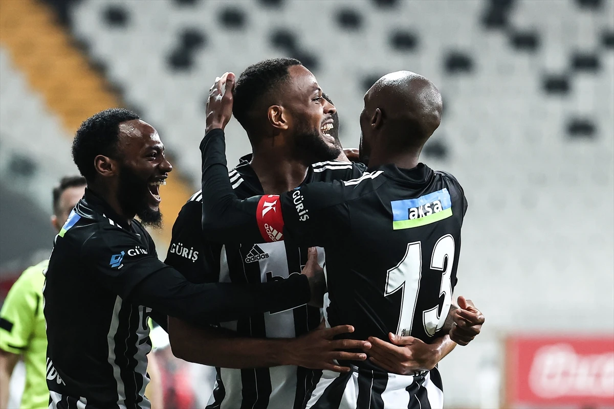 Beşiktaş gol oldu yağdı