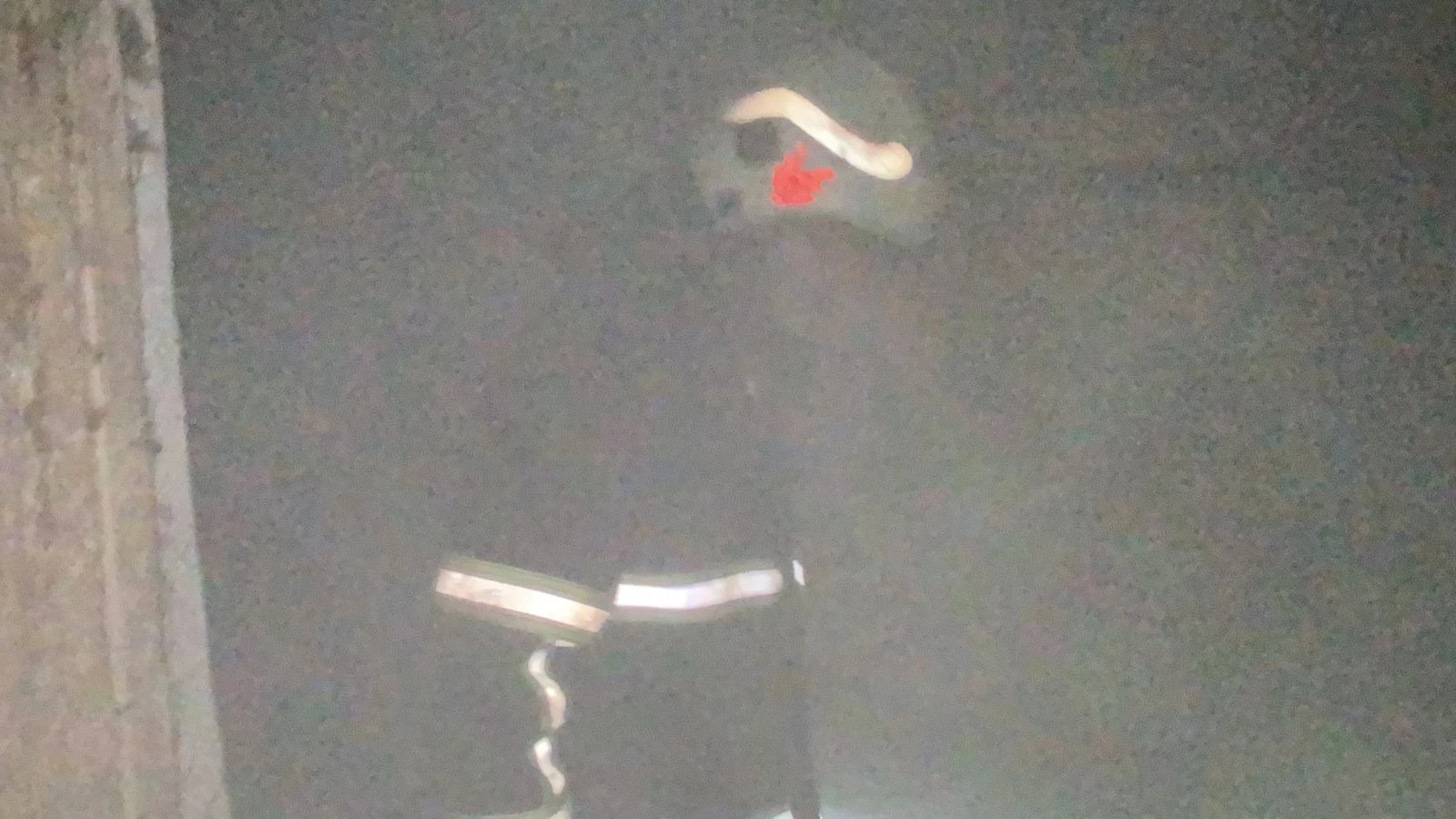 İtfaiye ekipleri bir yandan yangını söndürdü, bir yandan orucunu açtı