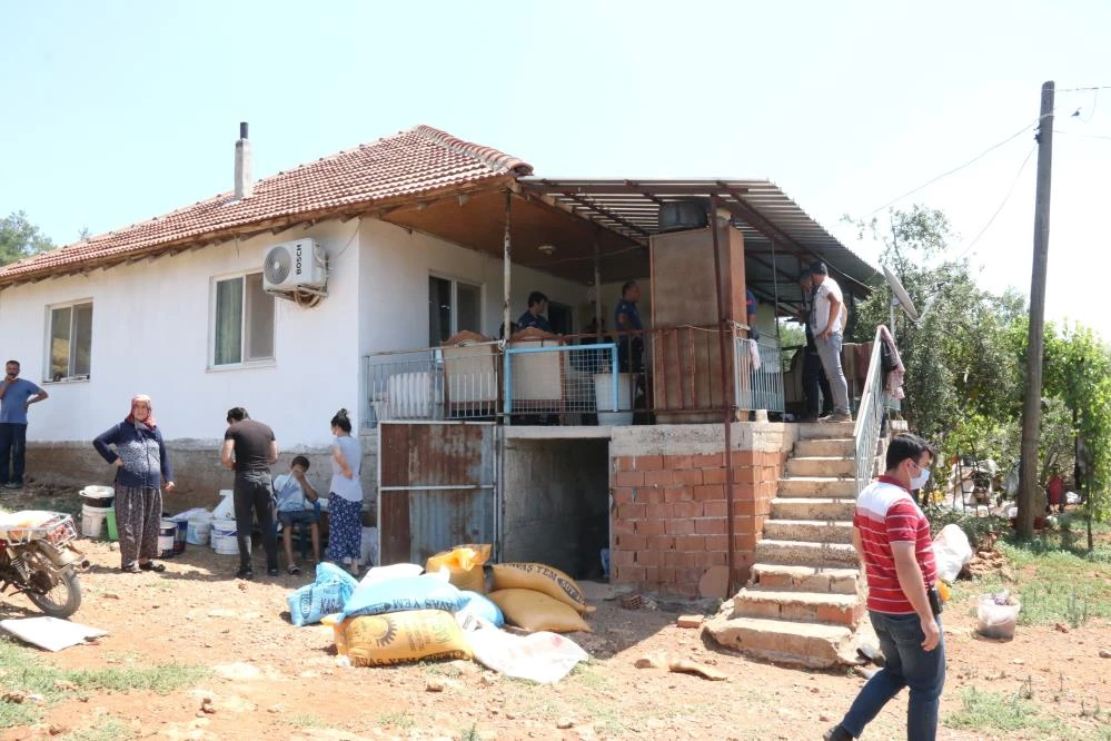 Eşi ile tartıştı, çocuklarının yanında kendini vurdu