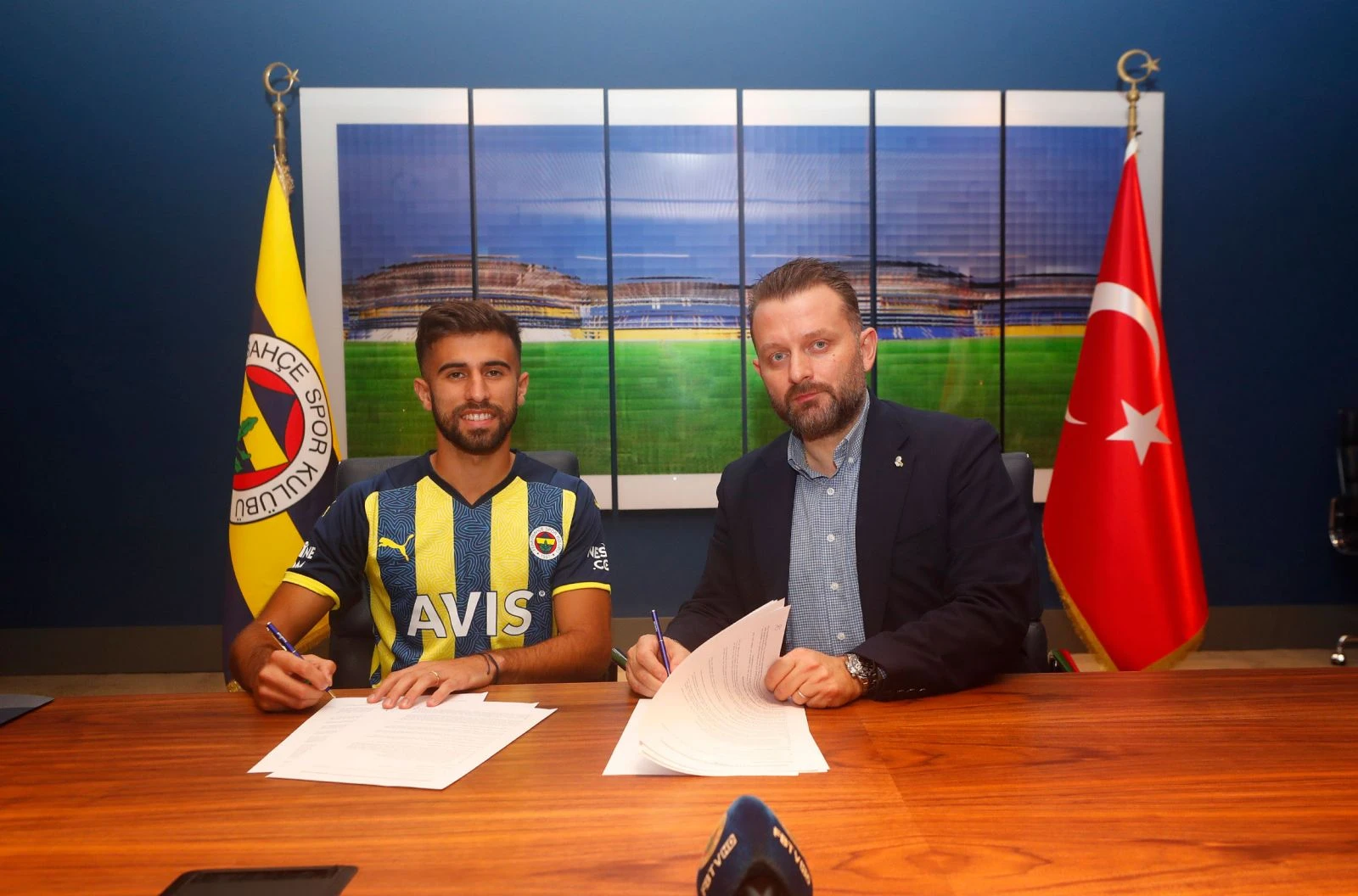 Diego Rossi resmen Fenerbahçe'de
