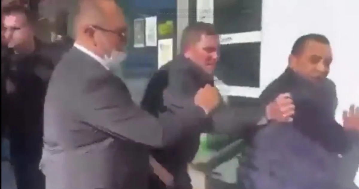 İYİ Partili Lütfü Türkkan’dan bir skandal daha! Şehit yakınına küfür etti