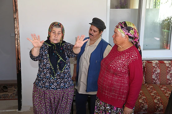 Köy yaşamından dünyaya açıldı