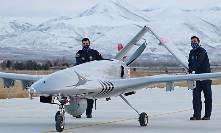 Yunan medyası yazdı: Atina yönetimi zehirlenmiş gibi Türk İHA'sına panzehir arıyor