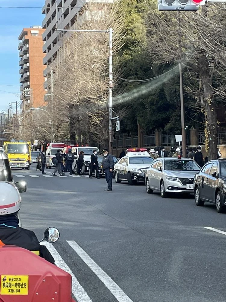 Japonya’da öğrencilere bıçaklı saldırı: 3 yaralı