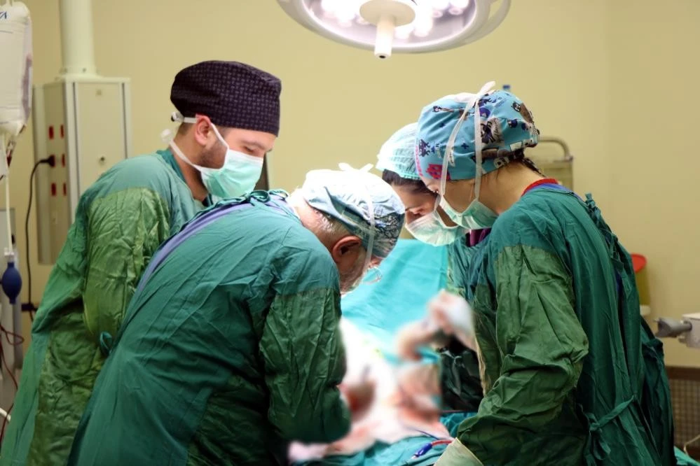 Ameliyata 55 kilo girdi 45 kilo çıktı, doktorlar bile şaşkına döndü