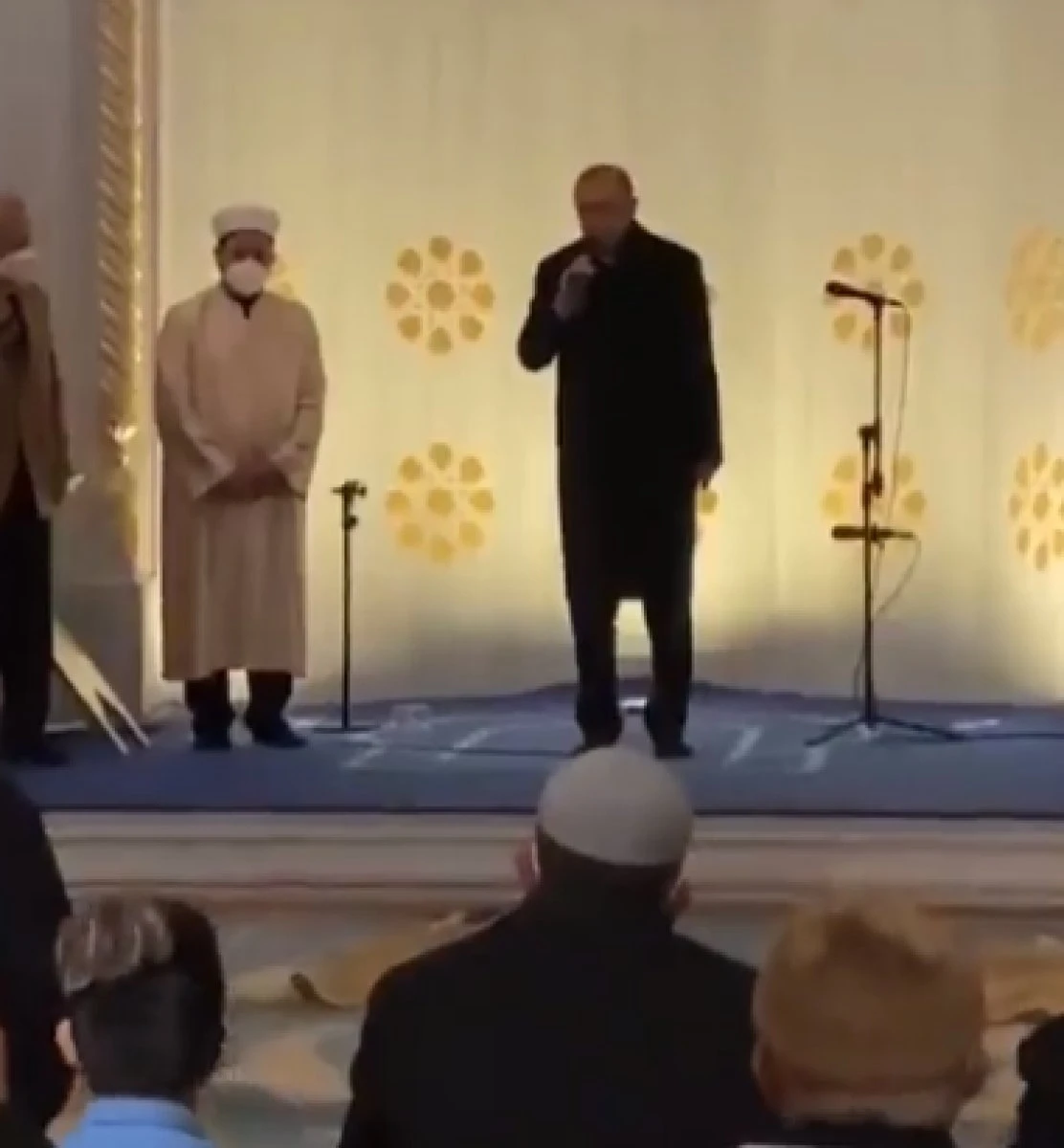 Cumhurbaşkanı Erdoğan’dan Sezen Aksu’ya sert tepki: Kimse hakaret edemez, o dili koparırız