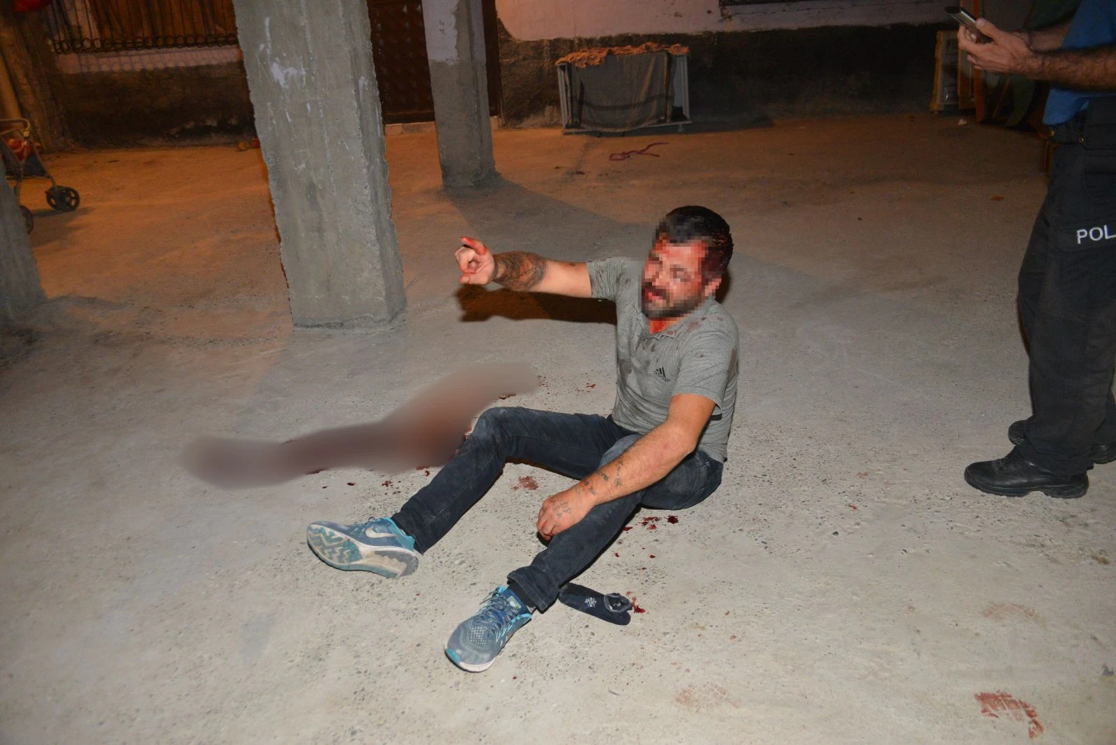 Hırsız ev sahibini görünce bakın ne yaptı...