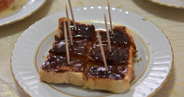 Elmanın ekmeğe sürülen halini ürettiler: ‘Şokelma’