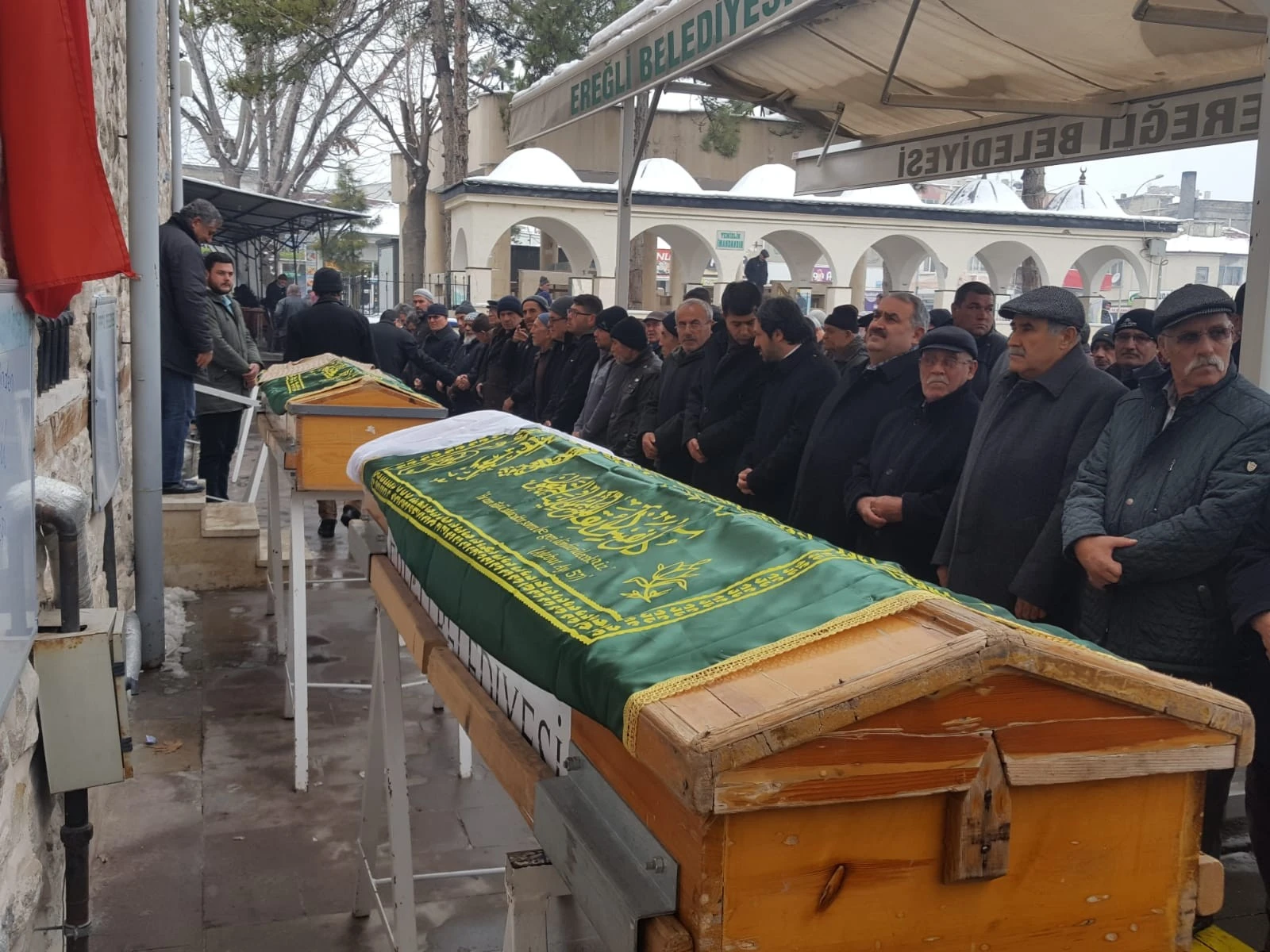 Sobadan sızan gazdan zehirlenen karı-koca defnedildi