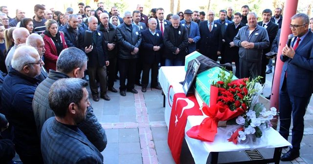 Vefat eden doktora meslektaşlarından son görev