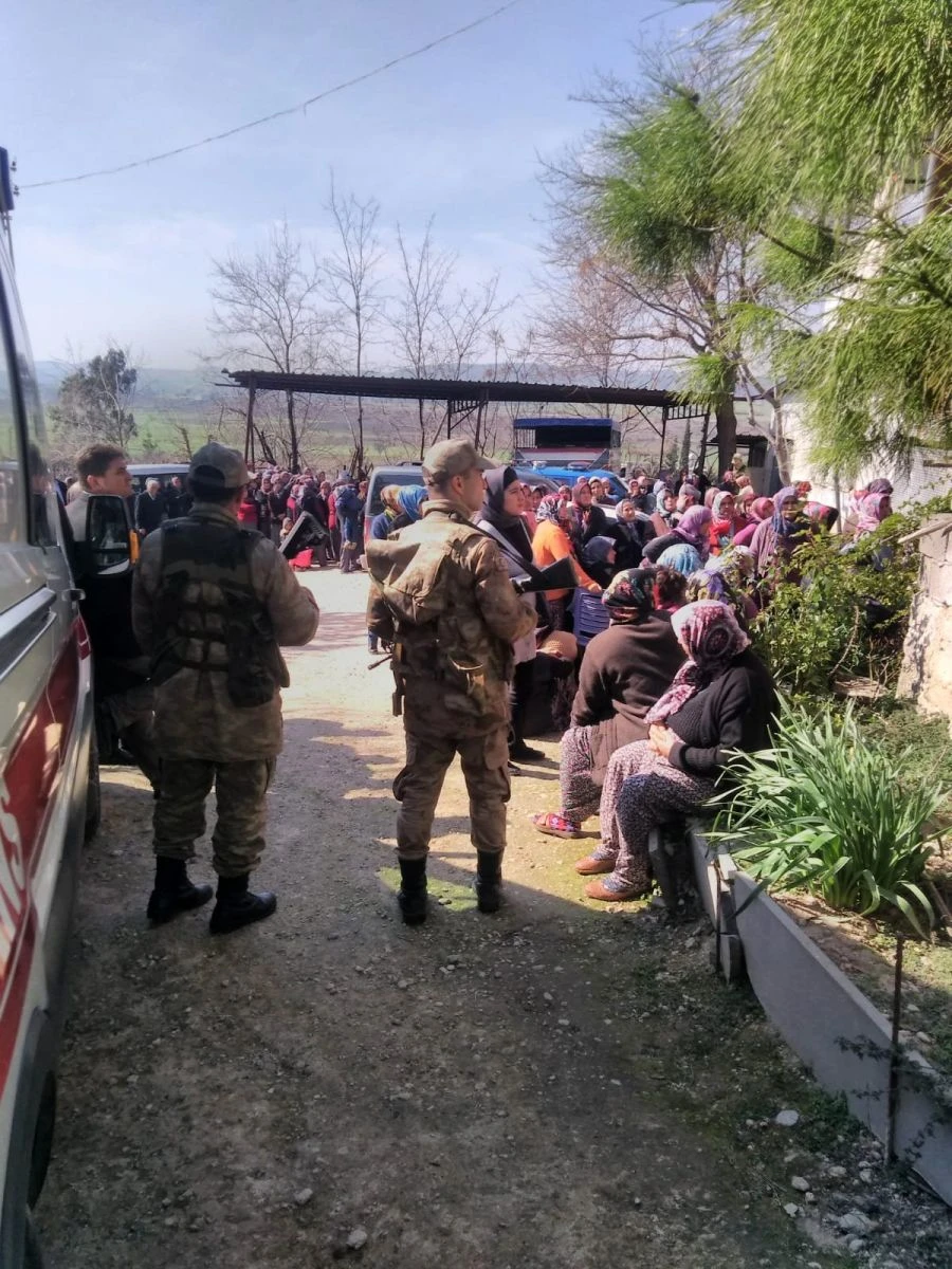 Yaşlı çift yataklarında ölü bulundu