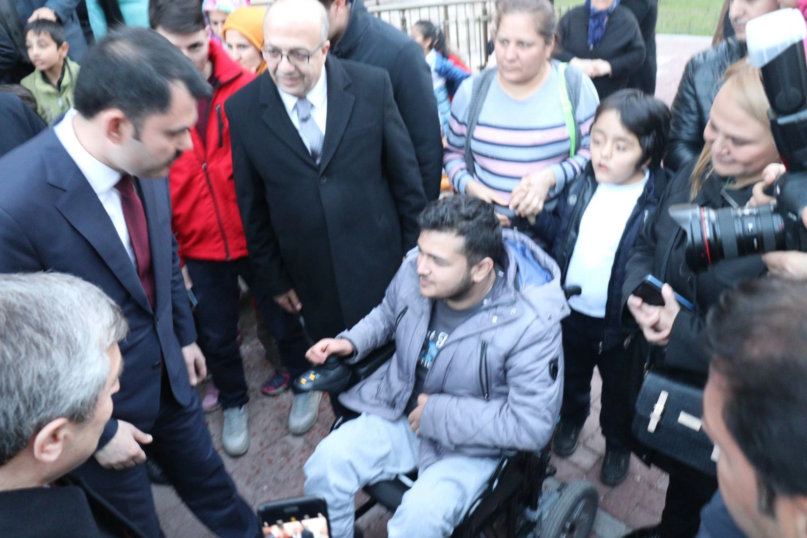 Şehit annesi: "Allah benim ömrümden alsın Cumhurbaşkanımıza versin"