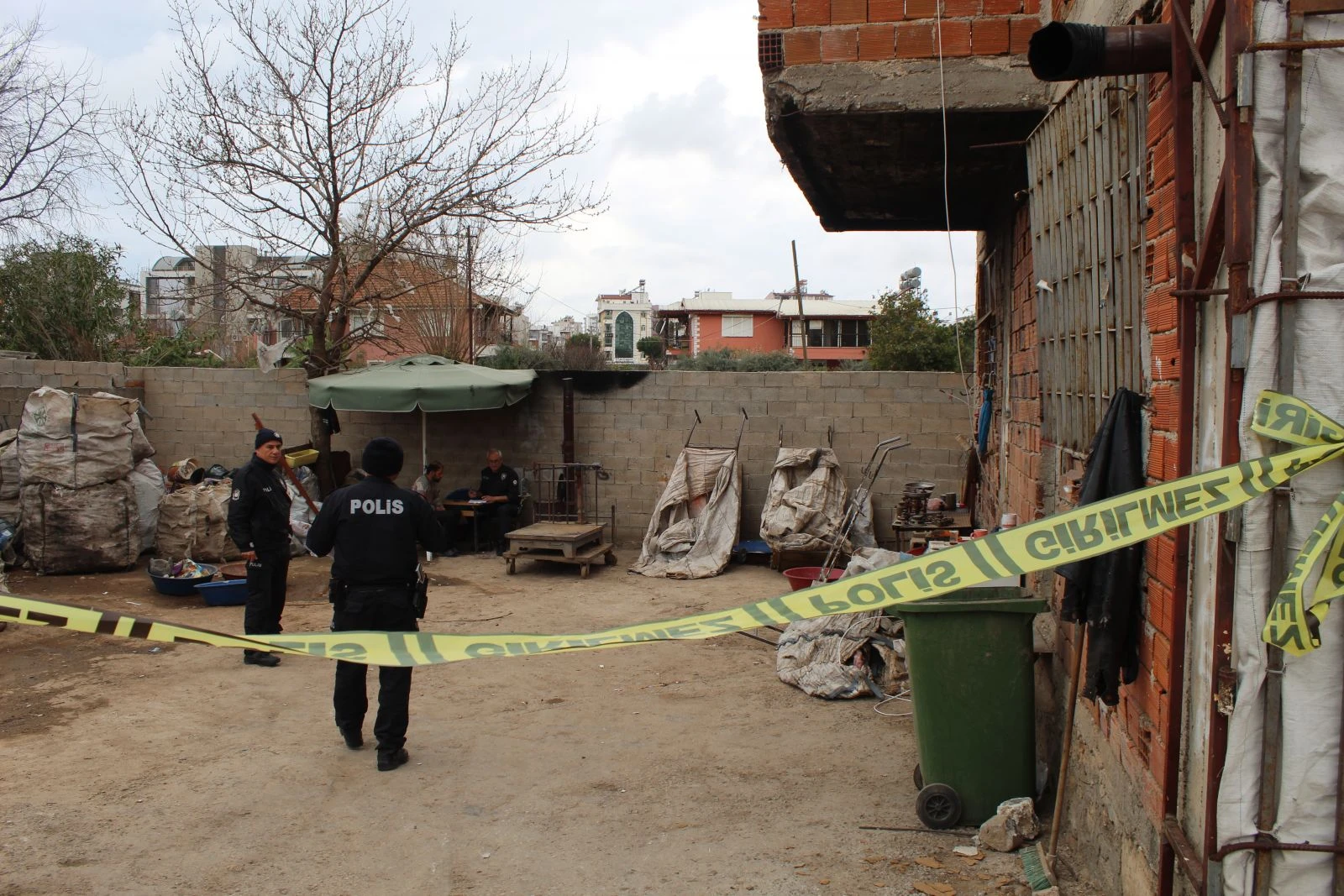 Antalya'da şüpheli ölüm