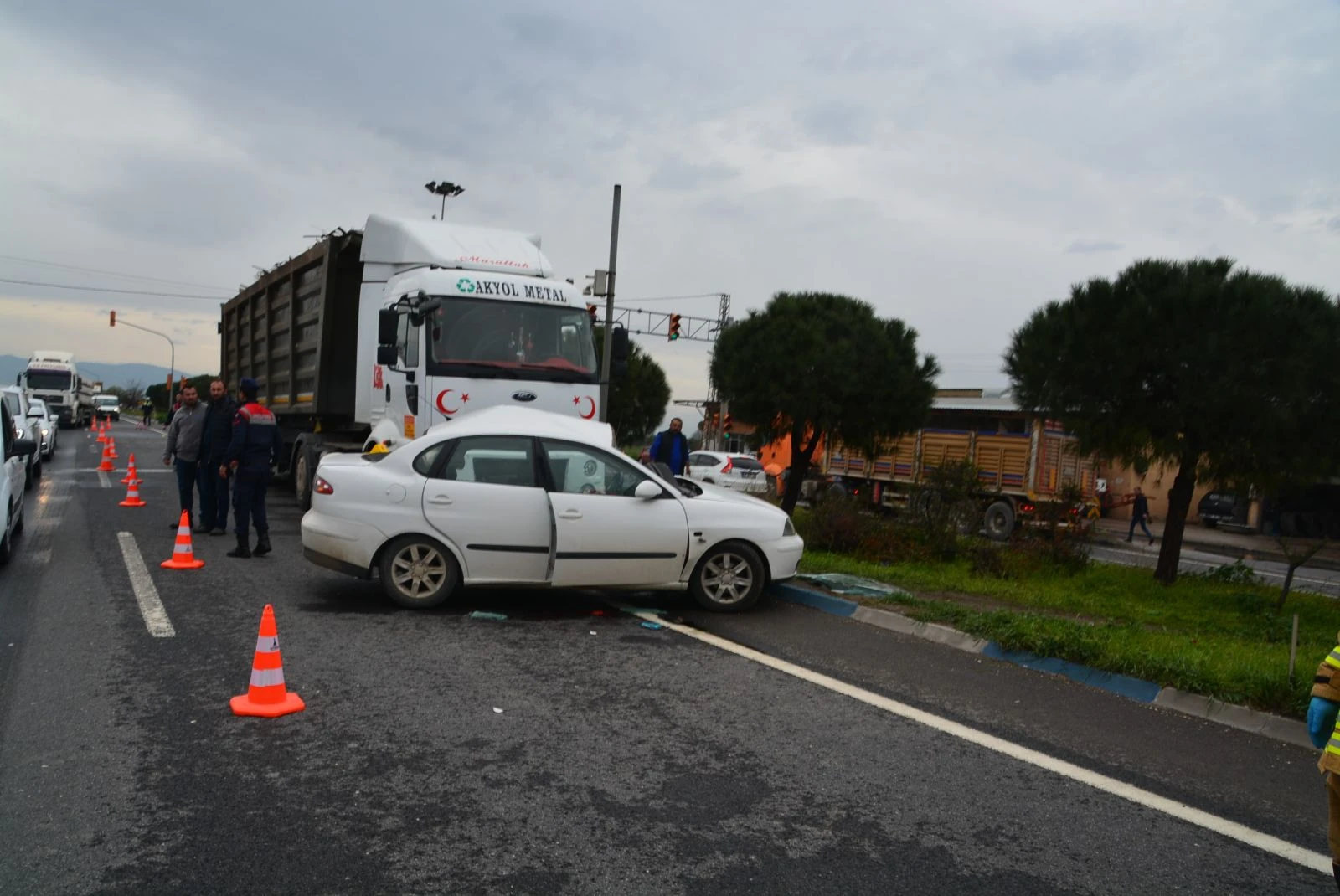 Aliağa’da feci kaza kamerada: 1 ölü