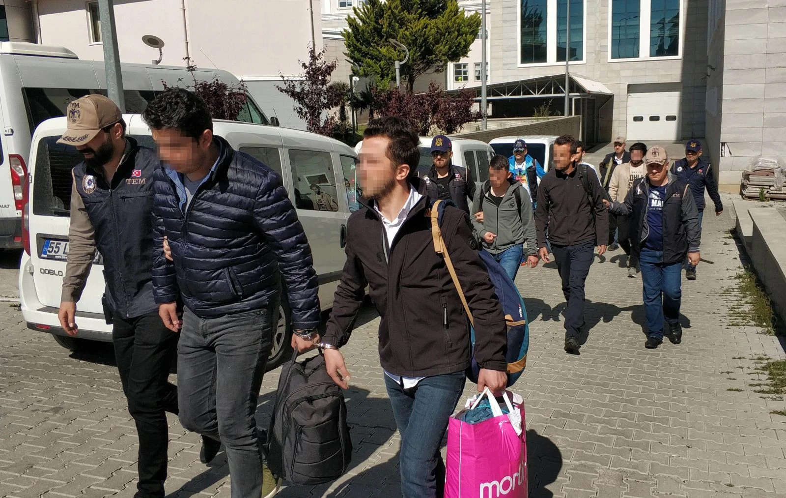 Samsun'da FETÖ'nün asker yapılanmasında 6 zanlı adliyede