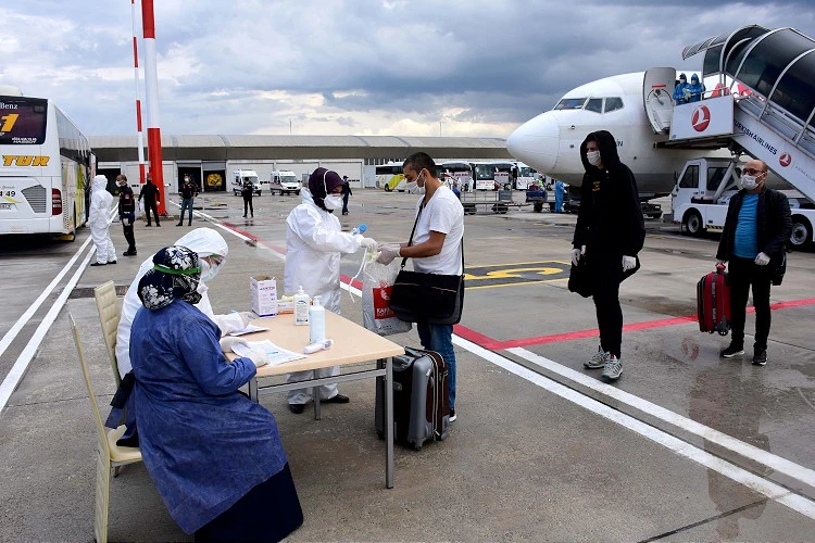 Yurt dışından getirilen vatandaşlar yurtlara yerleştiriyor