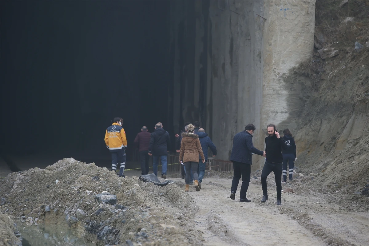 Yanmış erkek cesedi bulundu