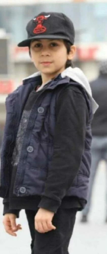 İstanbul'da kahreden kare: 4 çocuk yan yana defnedildi