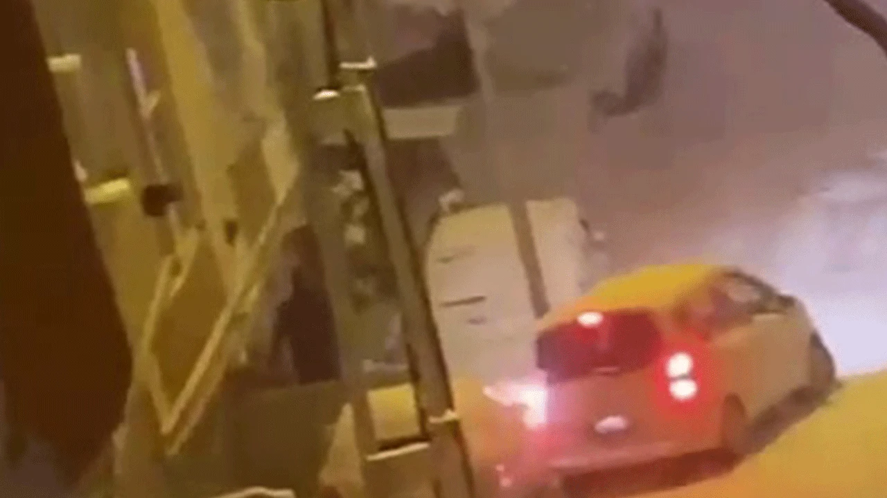 İstanbul’da kar yağışı kazaları beraberinde getirdi! Bağcılar ve Pendik’te ölümden döndüler