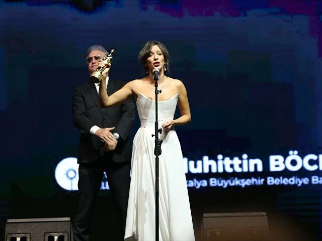 Çağlar Ertuğrul’un mimik göndermesine Tamer Karadağlı’dan cevap