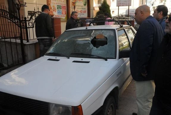 Yalova'da pompalı dehşeti, 1 yaralı