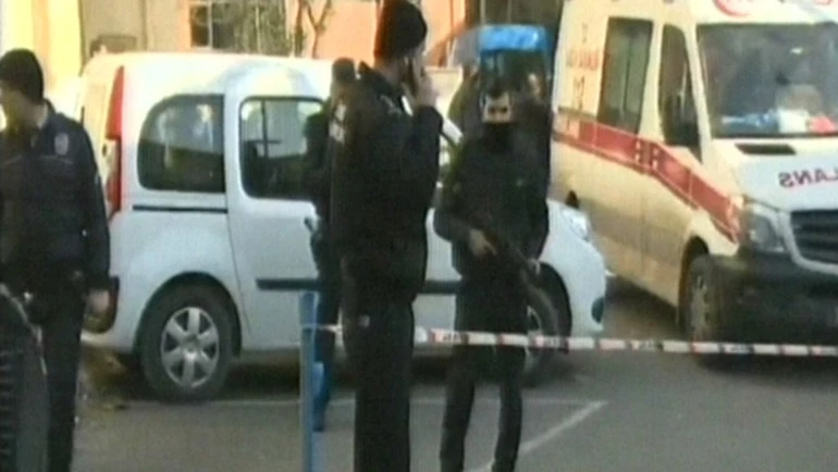 Cerrahpaşa'da sıcak saatler, polis ikna edildi