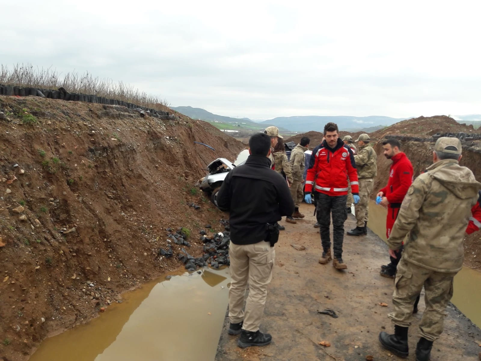 Siirt’e otomobil sulama kanalına uçtu: 1 ölü